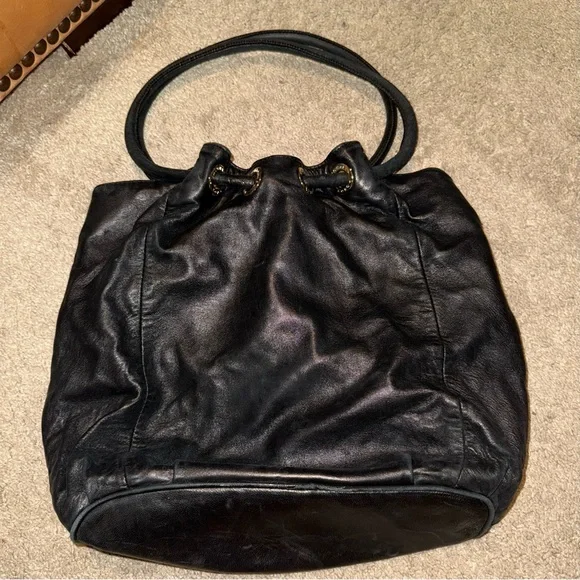 Michael Kors Black Purse - Picture 4 of 6